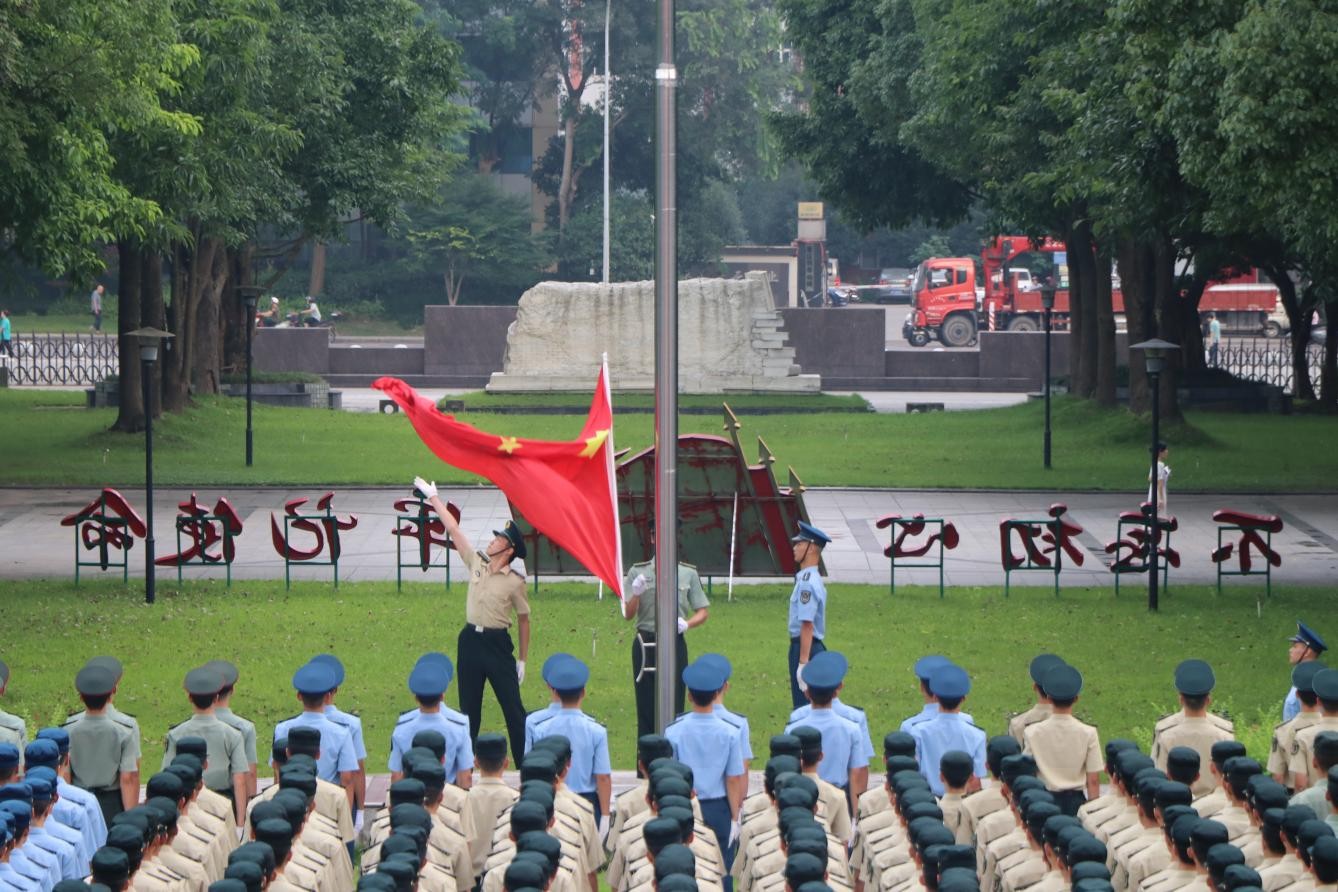 图片1 图片1