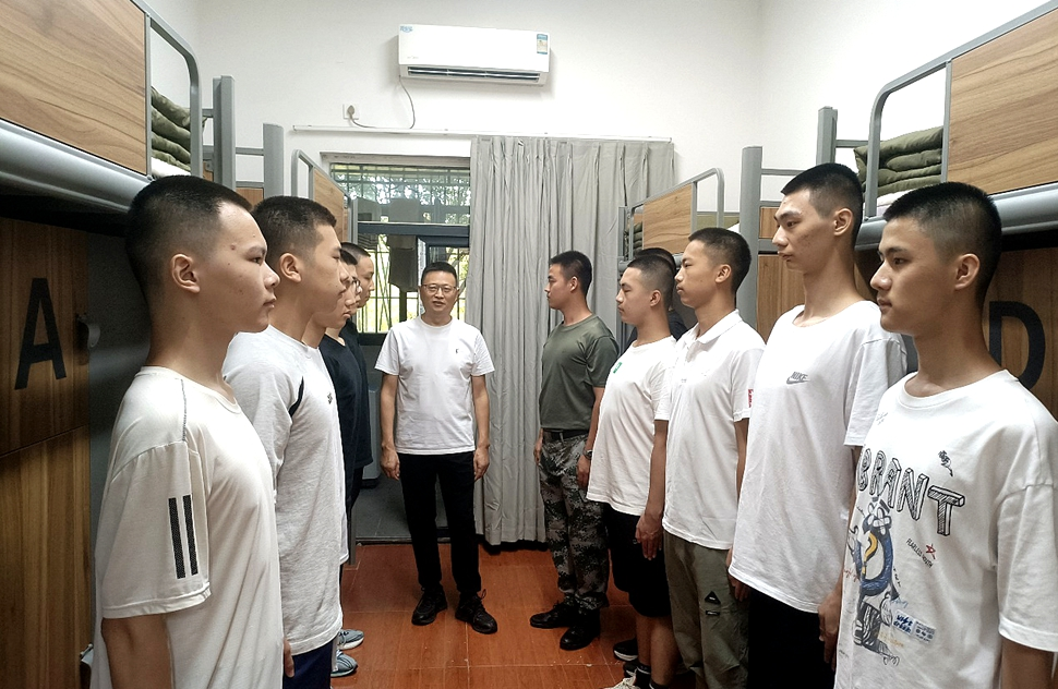 图片1 图片1